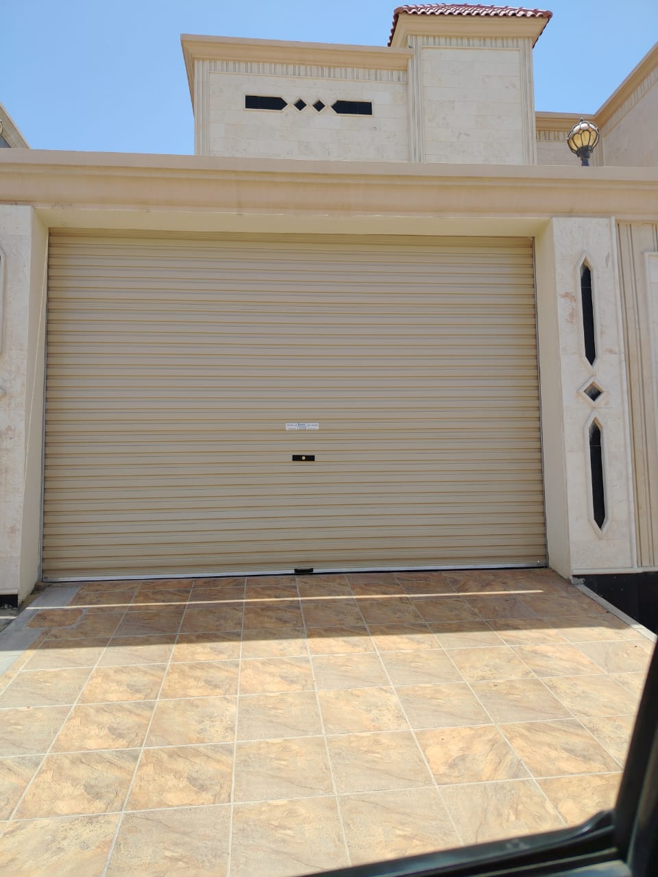 تصليح وتركيب ابواب الكراج